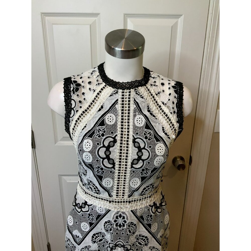 Alexis Black & White Floral Lace Sleeveless Midi Dress, Size Medium - Picture 3 of 10